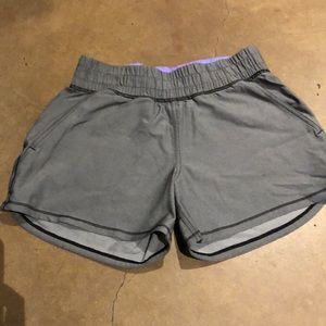 Ivivva grey shorts